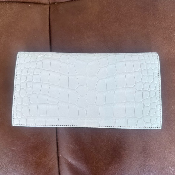 Christian Louboutin White Croc-Embossed Clutch - Picture 4 of 5